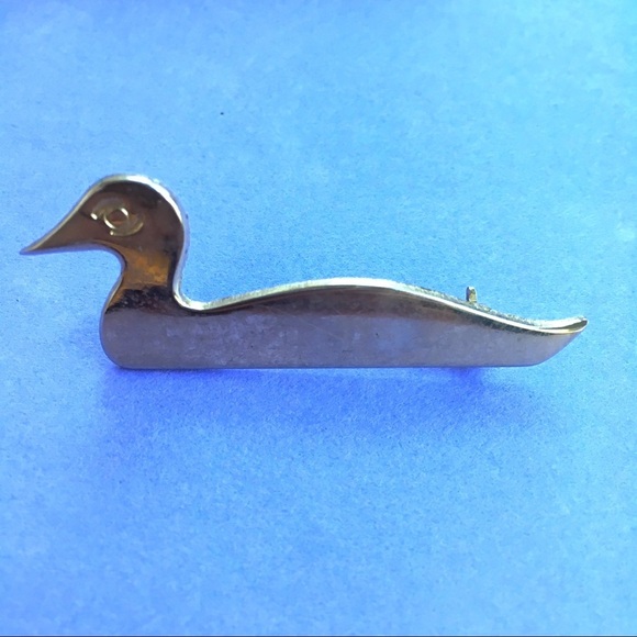 Silver Tone  Duck Brooch - Picture 1 of 4